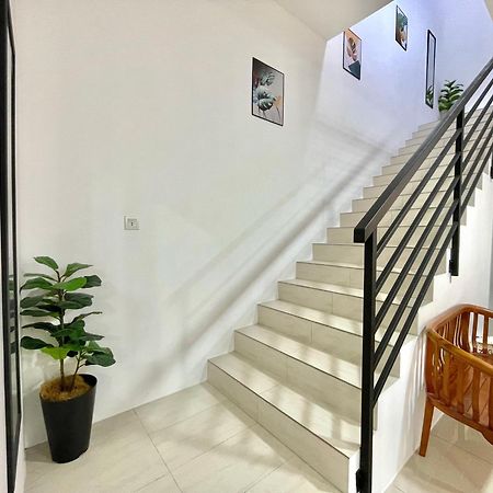 Hanan Homestay Klebang Ipoh With A View Of Mount Korbu, For Musl!M Only!! Zewnętrze zdjęcie